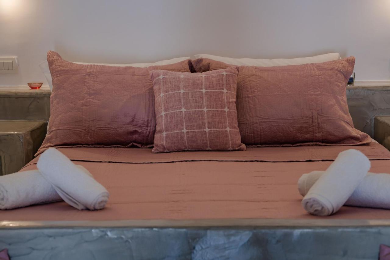 Cally Cave House Тира Экстерьер фото